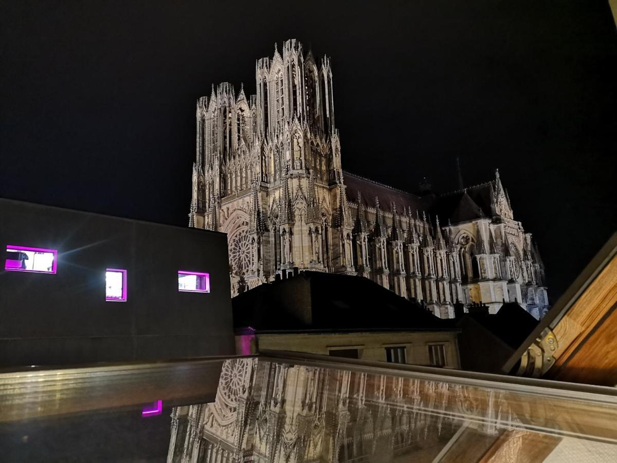 Logement Cosy Renove Au Pied De La Cathedrale Avec Climatisation Leilighet Reims Eksteriør bilde